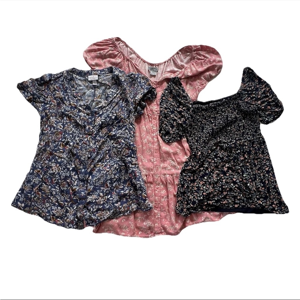 Set Of 3 Maternity/Pregnancy Clothes: 2 Tops & 1 Dress, Floral/Botanical